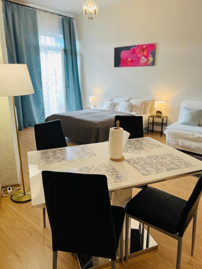 Maria Apartments - Free Parking Prague Luaran gambar