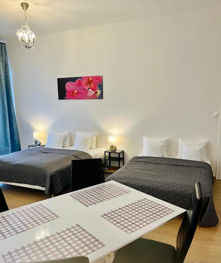 Maria Apartments - Free Parking Prague Luaran gambar